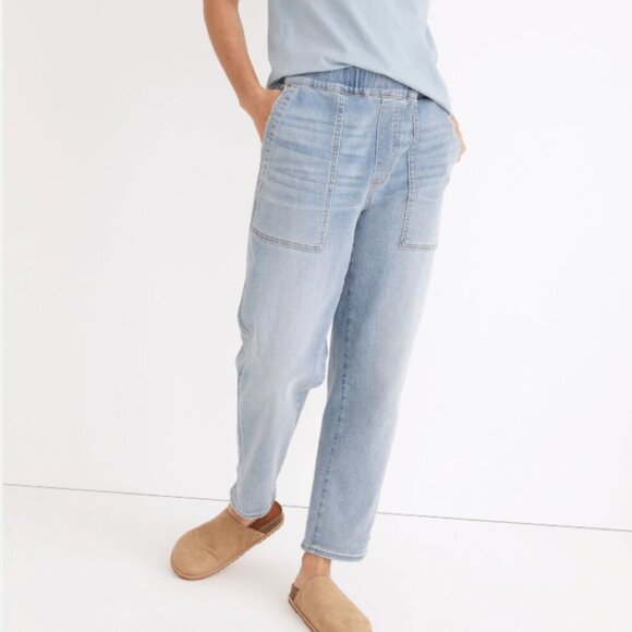 Madewell Pants - MADEWELL Petite Pull-On Relaxed Jeans in Lisford Wash